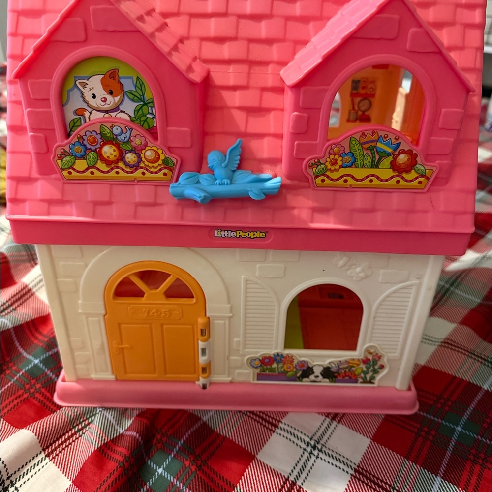 & Other Stories Pink and White Doll Playhouse